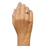 Pierścionek z czarnym diamentem